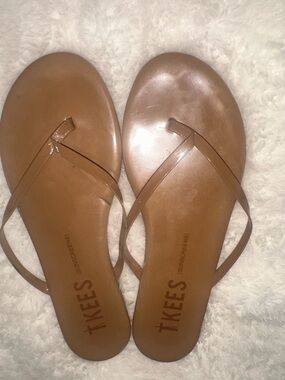 TKEES Women's Brown Leather Flip Flop Sandals